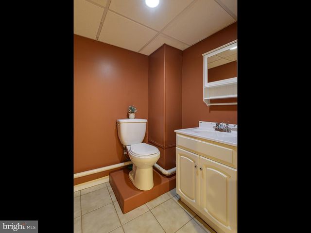 31 GLEN MANOR LN, Glenmoore, PA 19343
