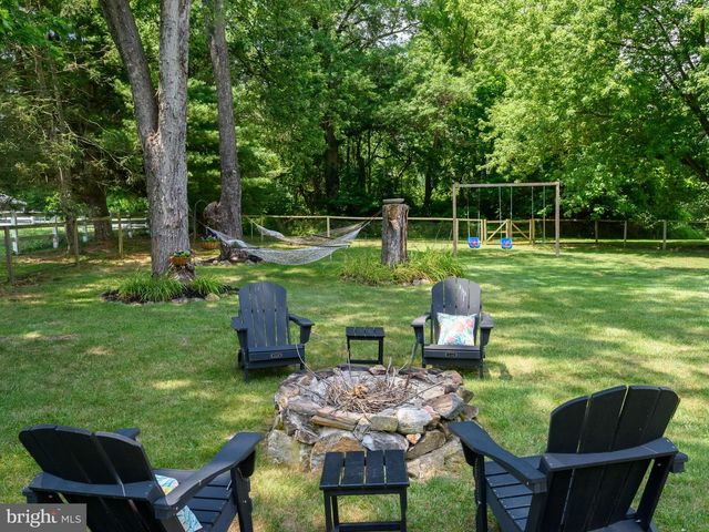 31 GLEN MANOR LN, Glenmoore, PA 19343