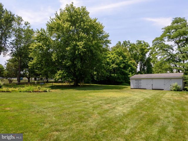 31 GLEN MANOR LN, Glenmoore, PA 19343