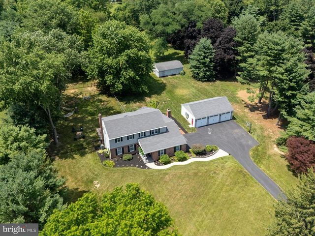 31 GLEN MANOR LN, Glenmoore, PA 19343