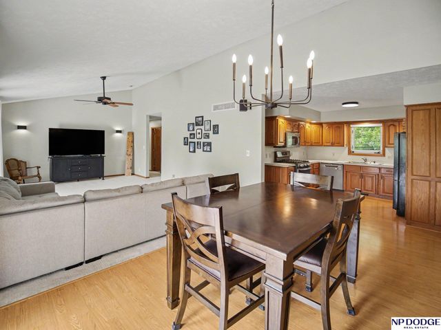 3600 Hartley Circle, Lincoln, NE 68521