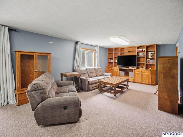 3600 Hartley Circle, Lincoln, NE 68521
