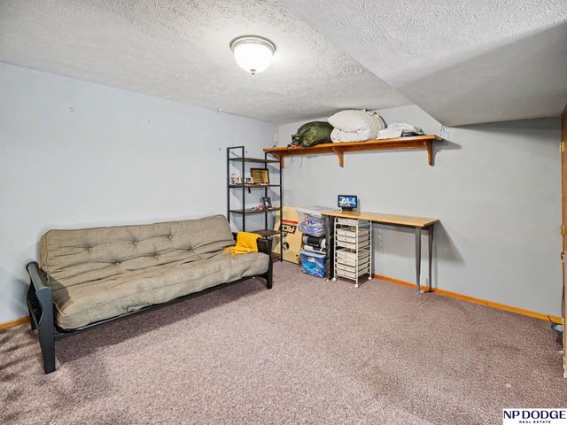 3600 Hartley Circle, Lincoln, NE 68521