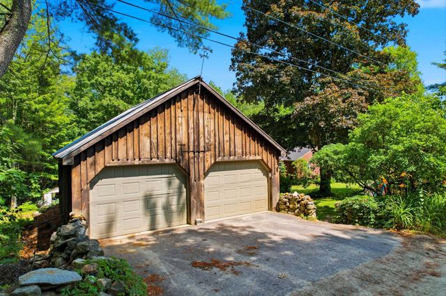 290 French Road, Henniker, NH 03242