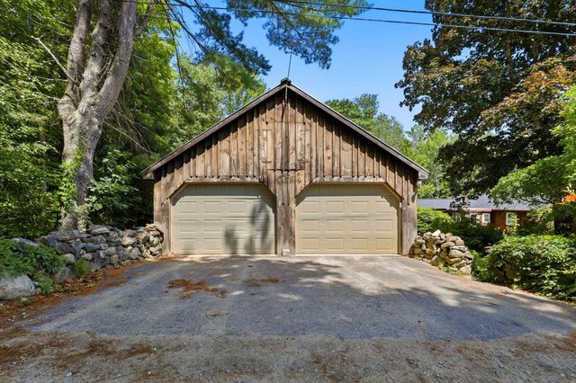 290 French Road, Henniker, NH 03242