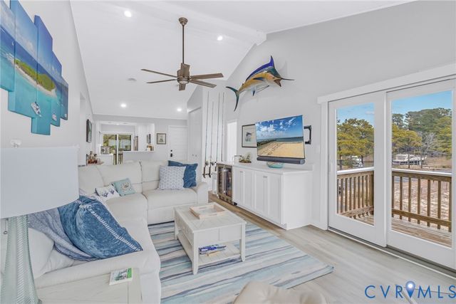 161 Beach Cove Drive, White Stone, VA 22578