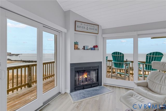 161 Beach Cove Drive, White Stone, VA 22578