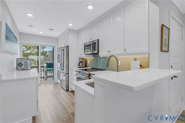 161 Beach Cove Drive, White Stone, VA 22578