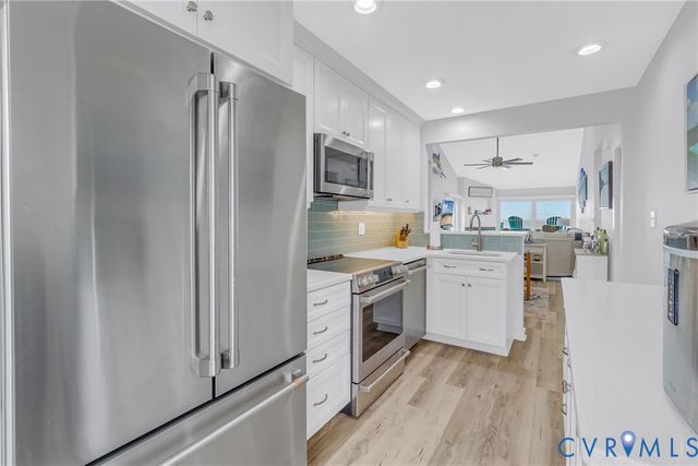 161 Beach Cove Drive, White Stone, VA 22578