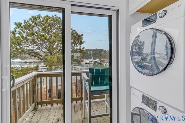 161 Beach Cove Drive, White Stone, VA 22578