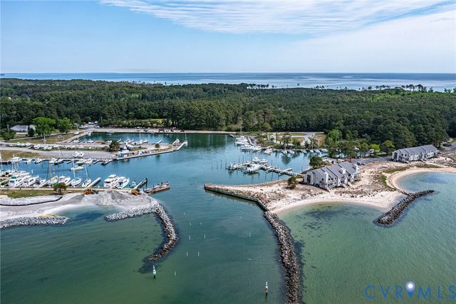 161 Beach Cove Drive, White Stone, VA 22578