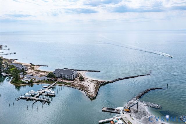 161 Beach Cove Drive, White Stone, VA 22578