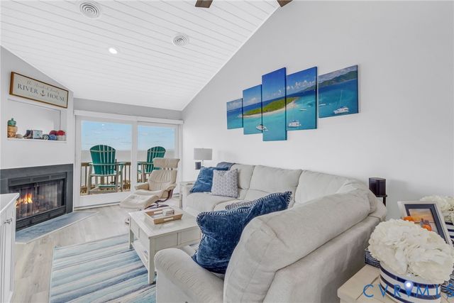 161 Beach Cove Drive, White Stone, VA 22578