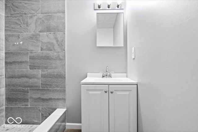 5159 E Edgewood Avenue, Indianapolis, IN 46237