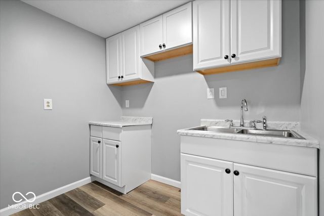 5159 E Edgewood Avenue, Indianapolis, IN 46237