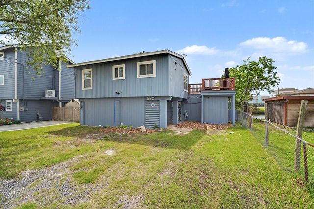 370 Ling Street, Bayou Vista, TX 77563