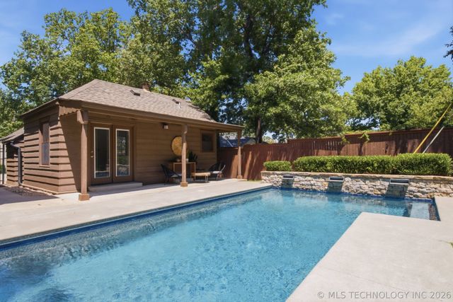 3623 S Utica Avenue, Tulsa, OK 74105