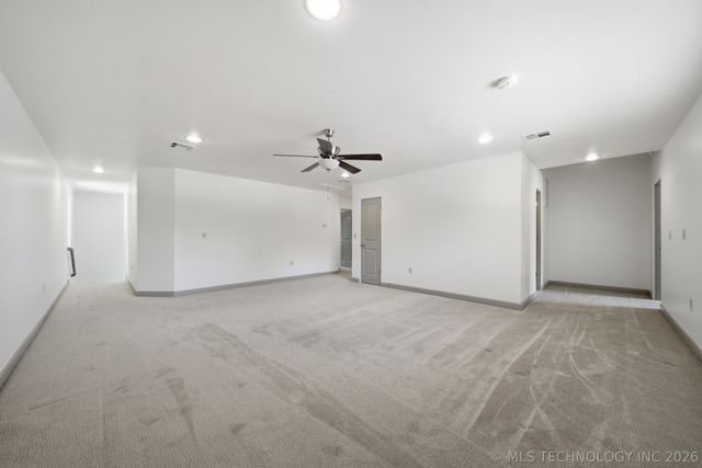3623 S Utica Avenue, Tulsa, OK 74105