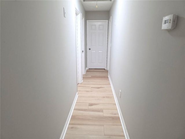 2064 Skyland Glen Drive, Snellville, GA 30078