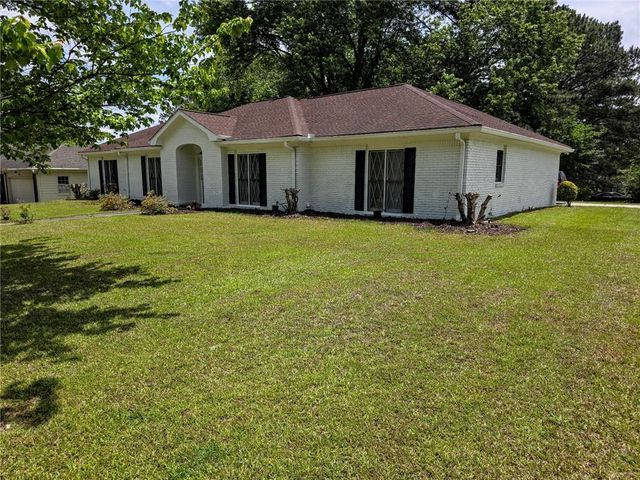 2064 Skyland Glen Drive, Snellville, GA 30078