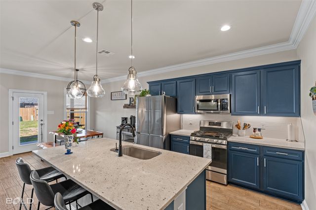 613 Flowstone Crossing, Benton, LA 71006