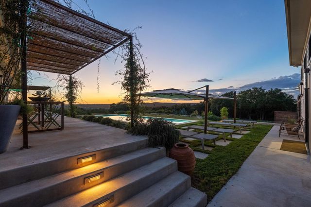 23924 MILESTONE RD, Spicewood, TX 78669