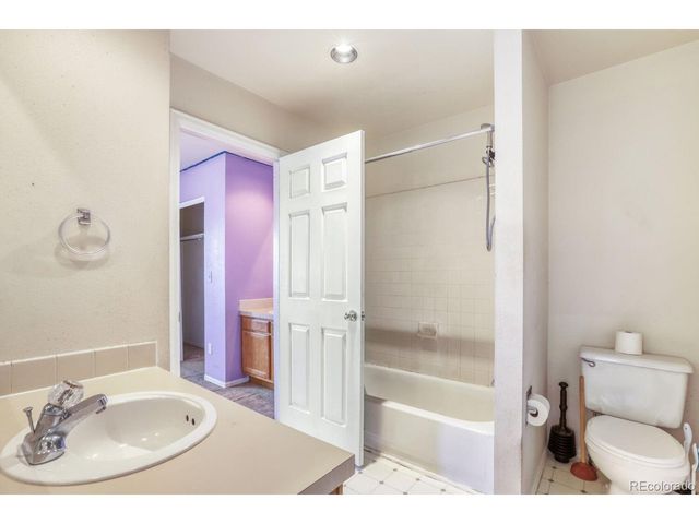 500 Lashley St 48, Longmont, CO 80504