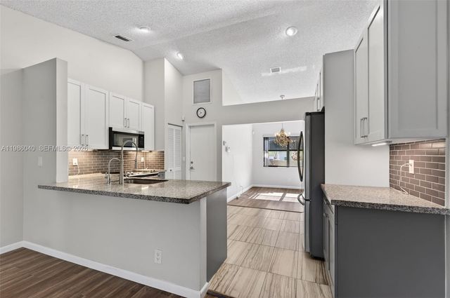 1905 NW 77th Ter, Margate, FL 33063