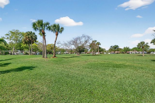 1905 NW 77th Ter, Margate, FL 33063