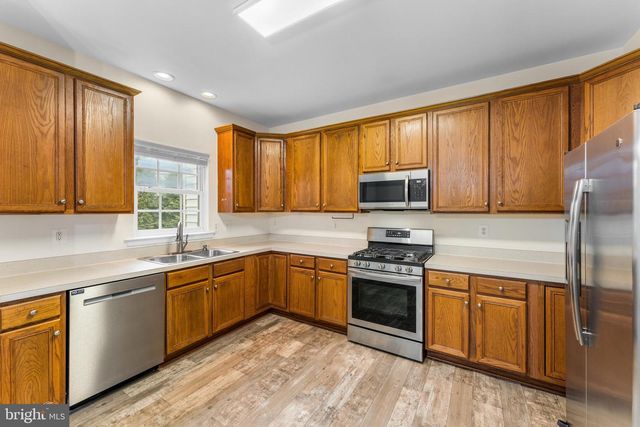 2509 OAK TREE LN, Woodbridge, VA 22191