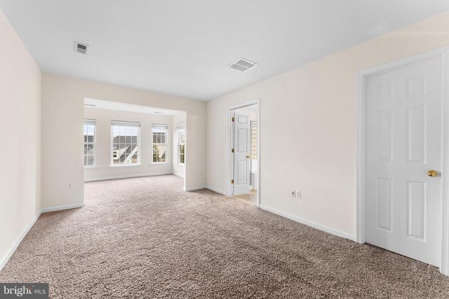 2509 OAK TREE LN, Woodbridge, VA 22191