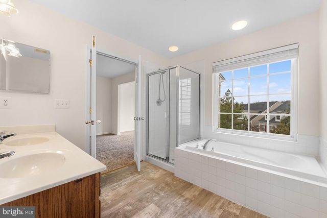 2509 OAK TREE LN, Woodbridge, VA 22191