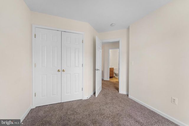 2509 OAK TREE LN, Woodbridge, VA 22191