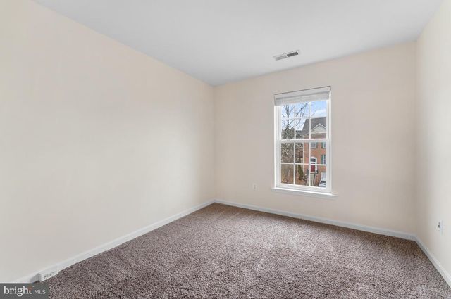 2509 OAK TREE LN, Woodbridge, VA 22191