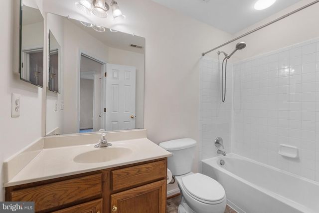 2509 OAK TREE LN, Woodbridge, VA 22191