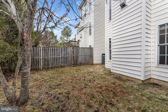 2509 OAK TREE LN, Woodbridge, VA 22191