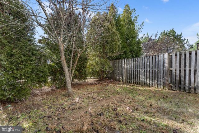 2509 OAK TREE LN, Woodbridge, VA 22191