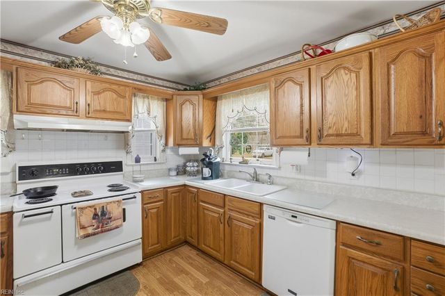 1234 Kay AVE, Chesapeake, VA 23324