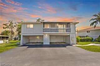3276 Royal Canadian TRCE 2, Fort Myers, FL 33907