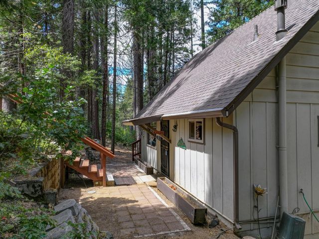 2567 Murphys Dr, Arnold, CA 95223