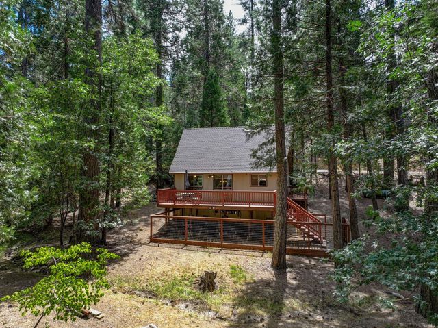 2567 Murphys Dr, Arnold, CA 95223