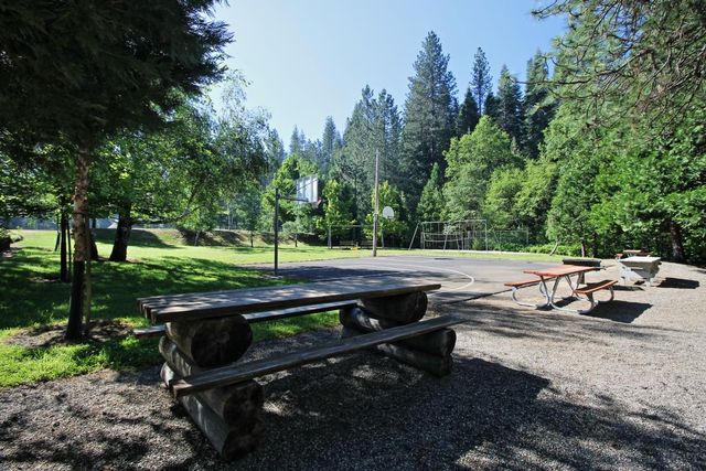 2567 Murphys Dr, Arnold, CA 95223