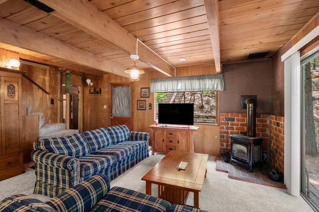 2567 Murphys Dr, Arnold, CA 95223