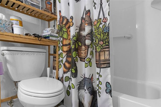 6217 SW 78th St 2B, South Miami, FL 33143