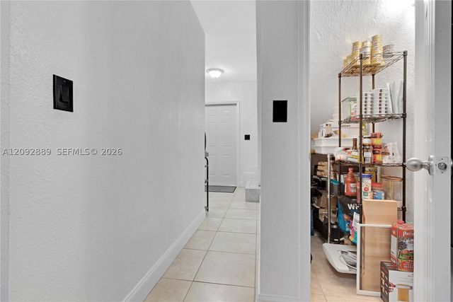 6217 SW 78th St 2B, South Miami, FL 33143