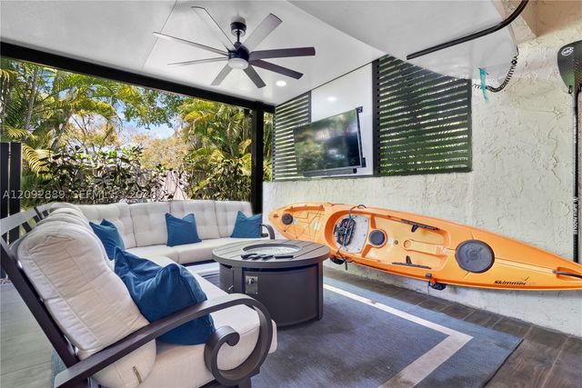 6217 SW 78th St 2B, South Miami, FL 33143