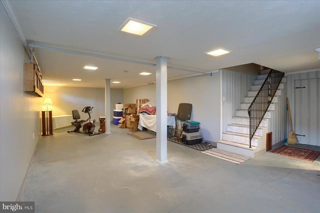 144 MAHANTONGO DR, Pottsville, PA 17901