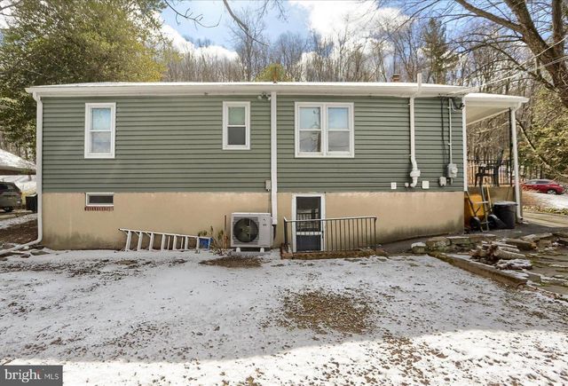 144 MAHANTONGO DR, Pottsville, PA 17901