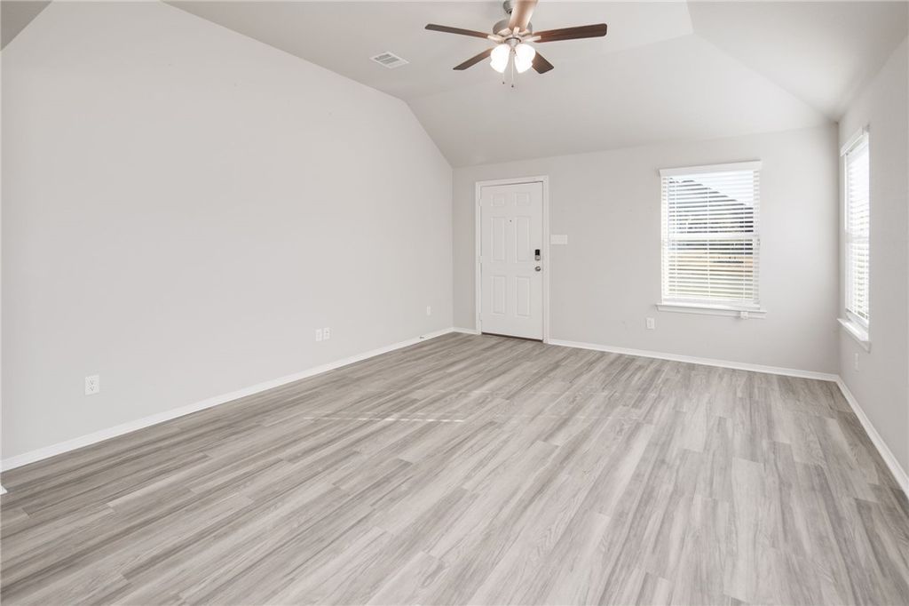 1203 High Street Street, Navasota, TX 77868 — photo 2