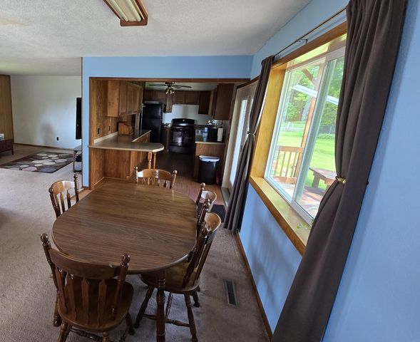 216 Berlin Avenue, Traer, IA 50675